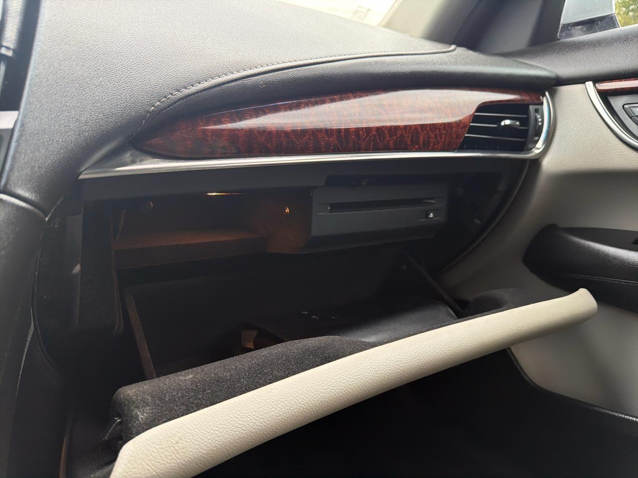 Cadillac ATS 4dr Sdn 2.0L Luxury AWD 2014