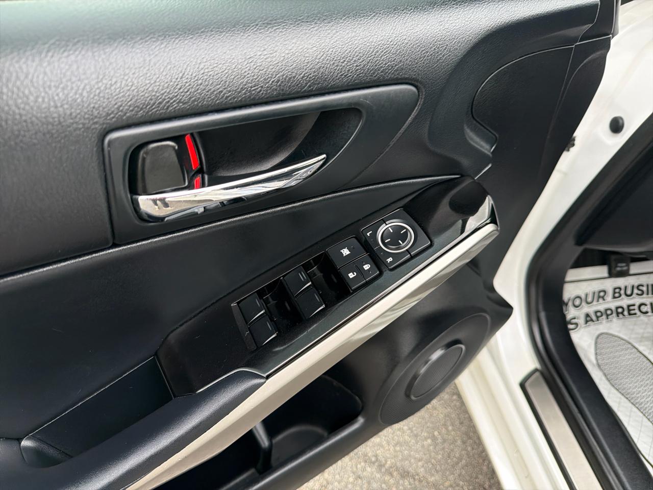 Lexus IS 300 4dr Sdn AWD 2016