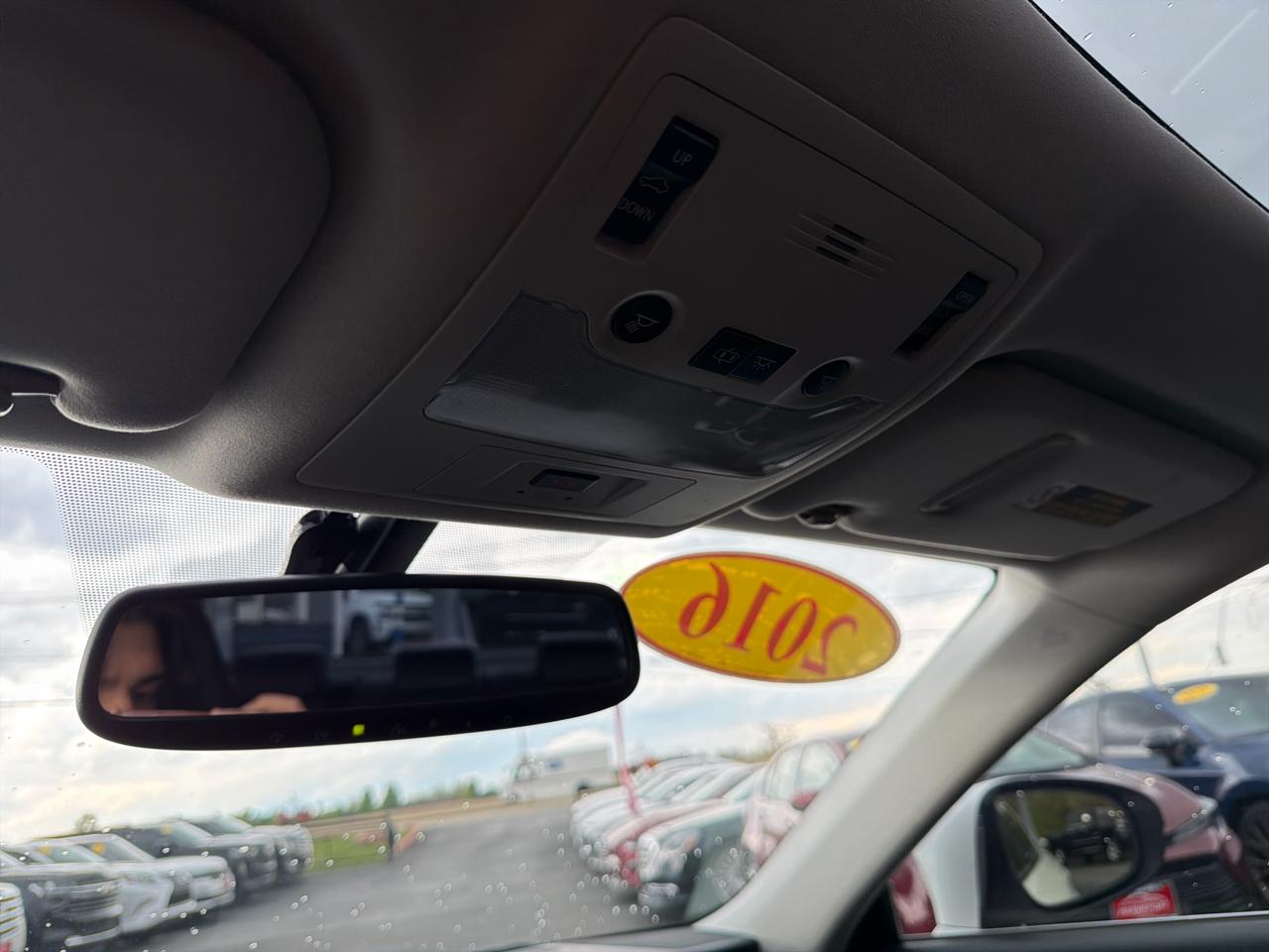 Lexus IS 300 4dr Sdn AWD 2016