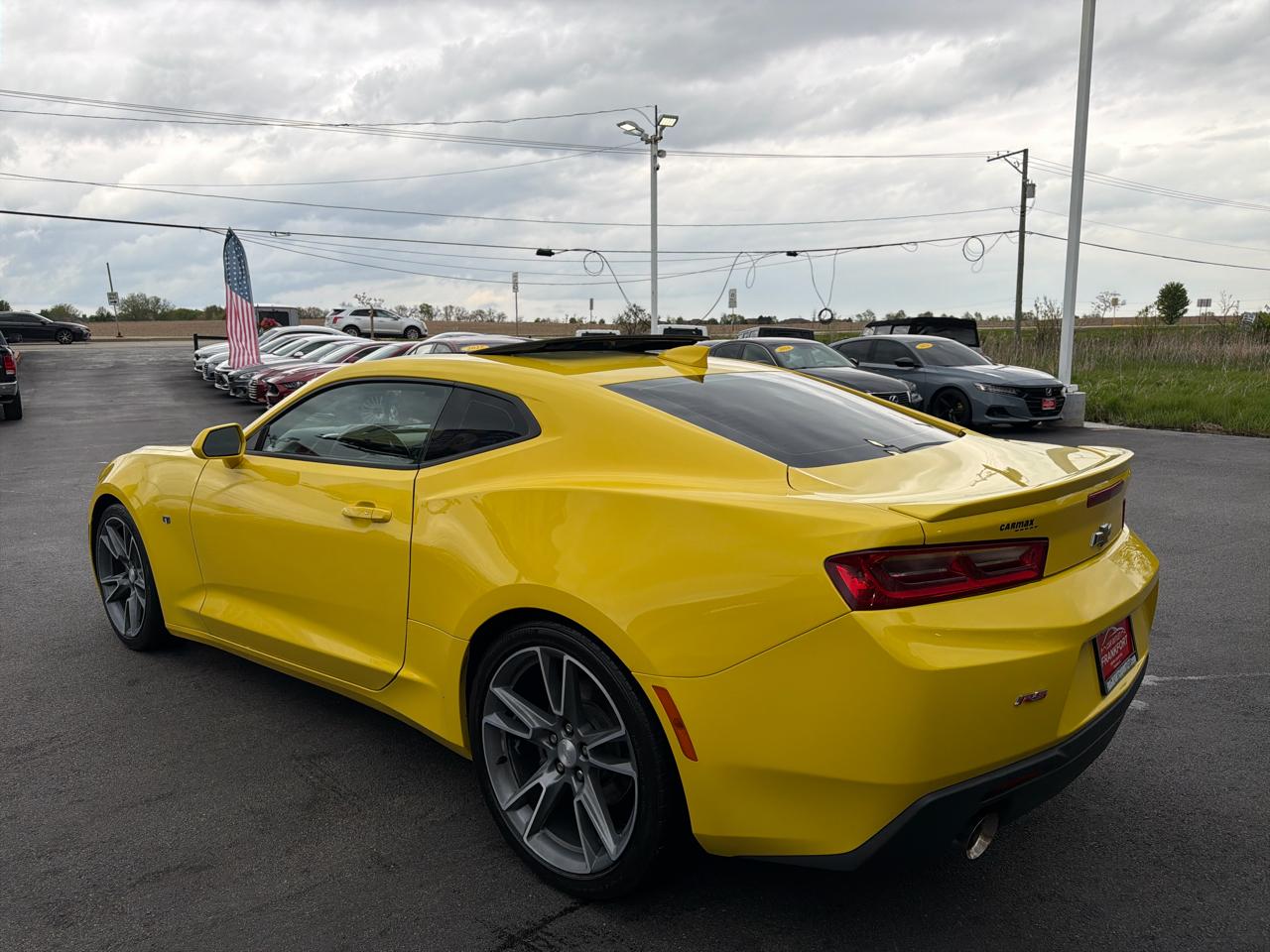 Chevrolet Camaro 2dr Cpe 1LT 2017