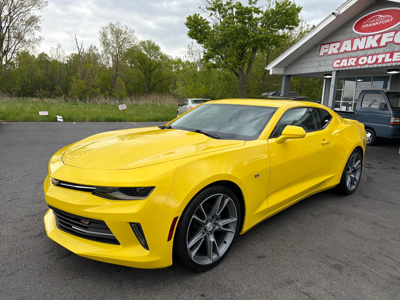 Chevrolet Camaro 2dr Cpe 1LT 2017