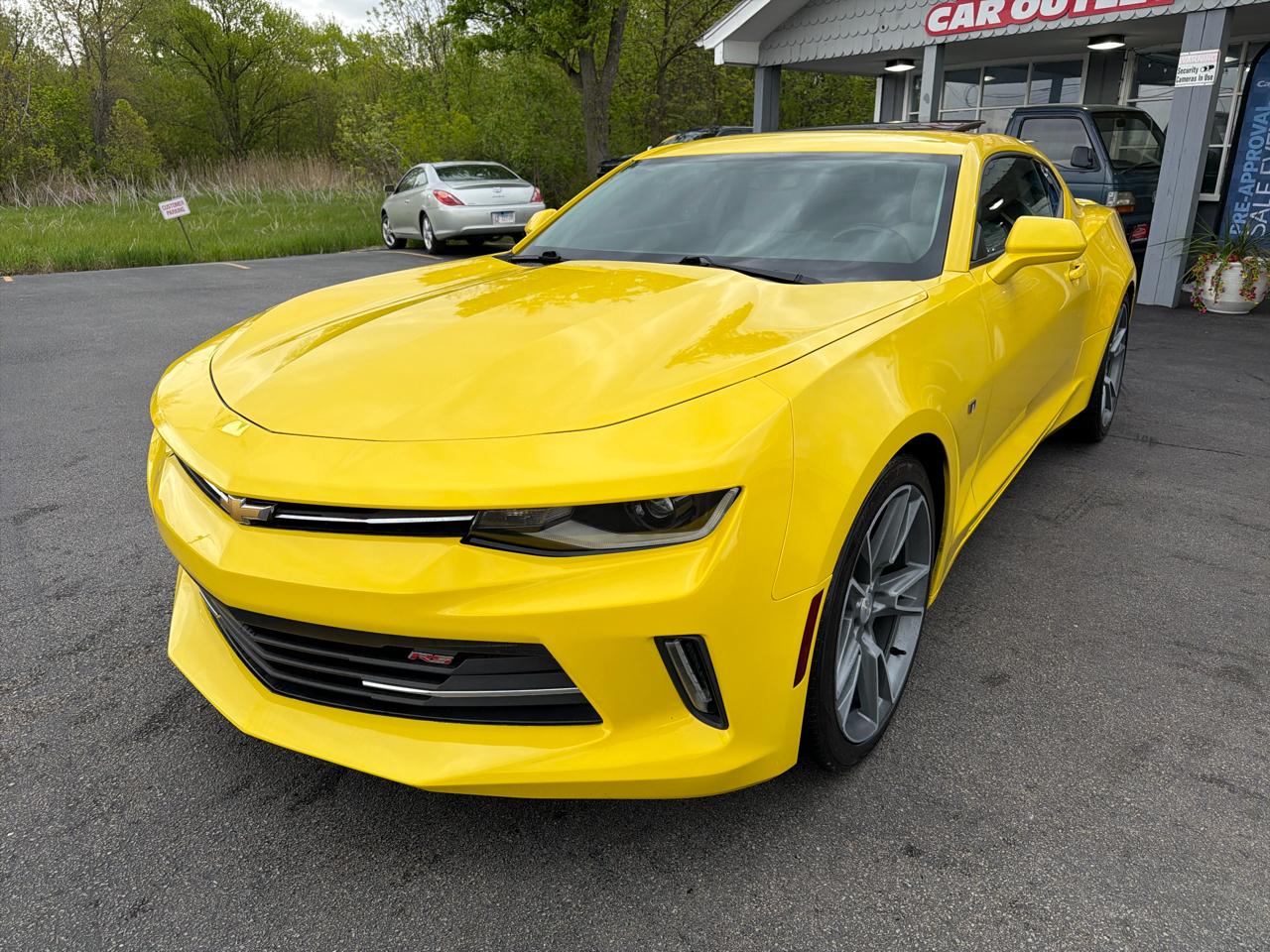 Chevrolet Camaro 2dr Cpe 1LT 2017