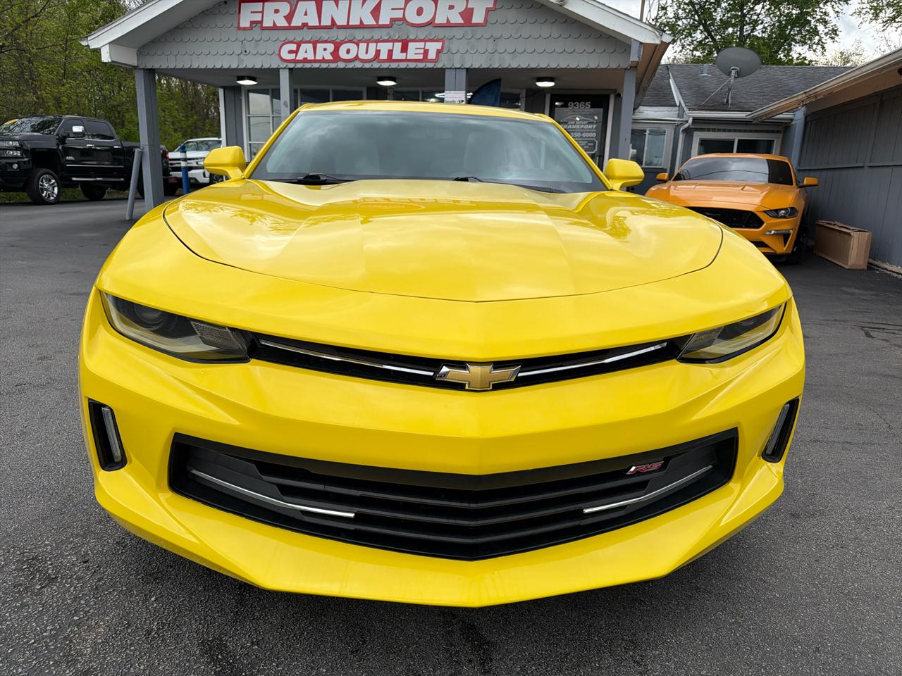 Chevrolet Camaro 2dr Cpe 1LT 2017