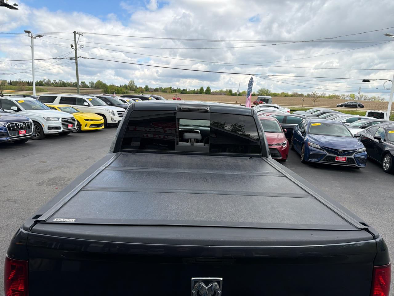RAM 1500 Classic SLT 4x4 Crew Cab 5'7" Box 2020