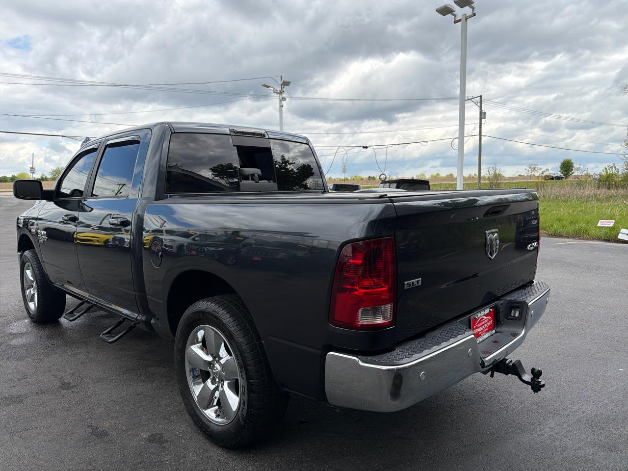 RAM 1500 Classic SLT 4x4 Crew Cab 5'7" Box 2020