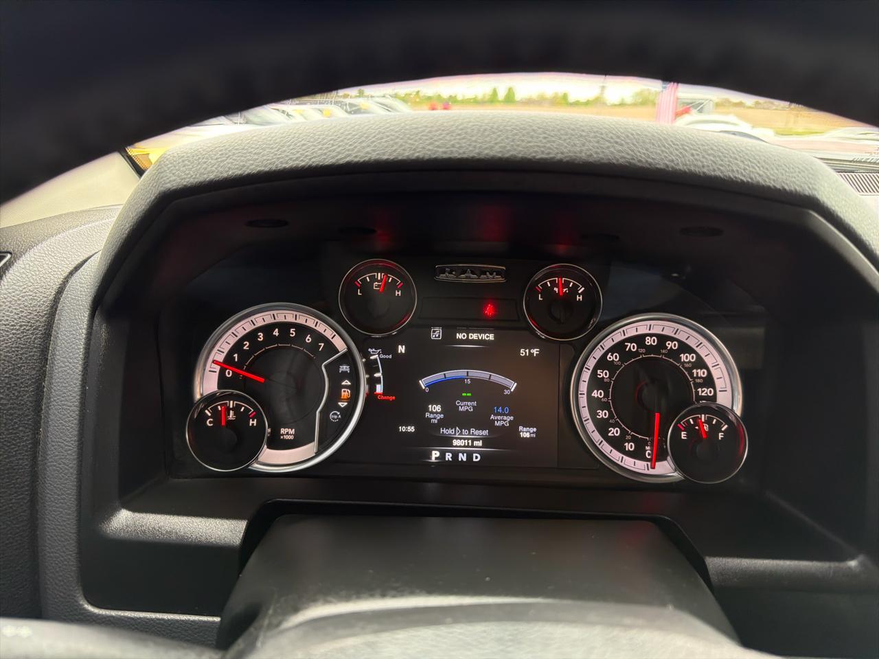 RAM 1500 Classic SLT 4x4 Crew Cab 5'7" Box 2020