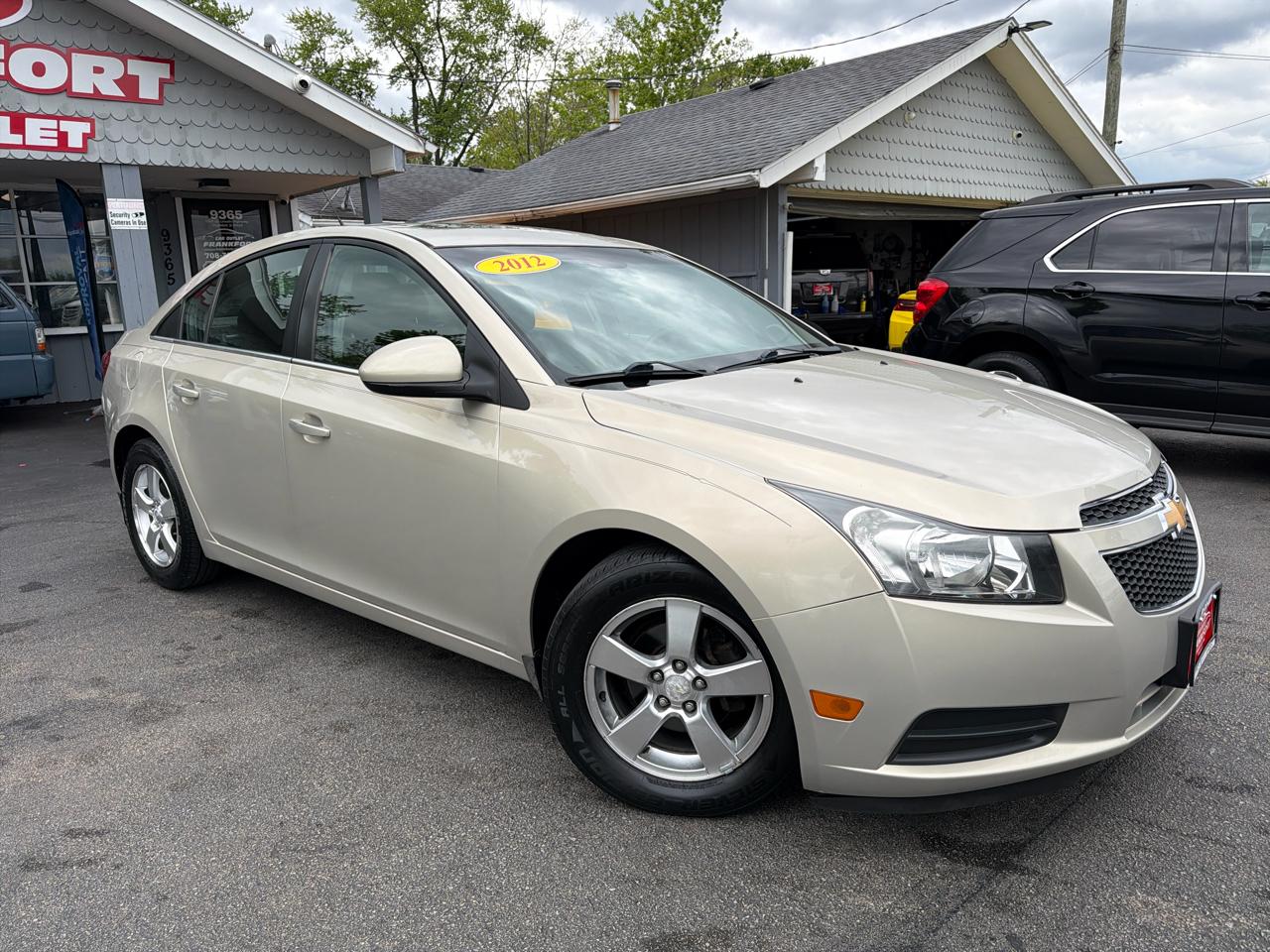 Chevrolet Cruze 4dr Sdn LT w/1LT 2012