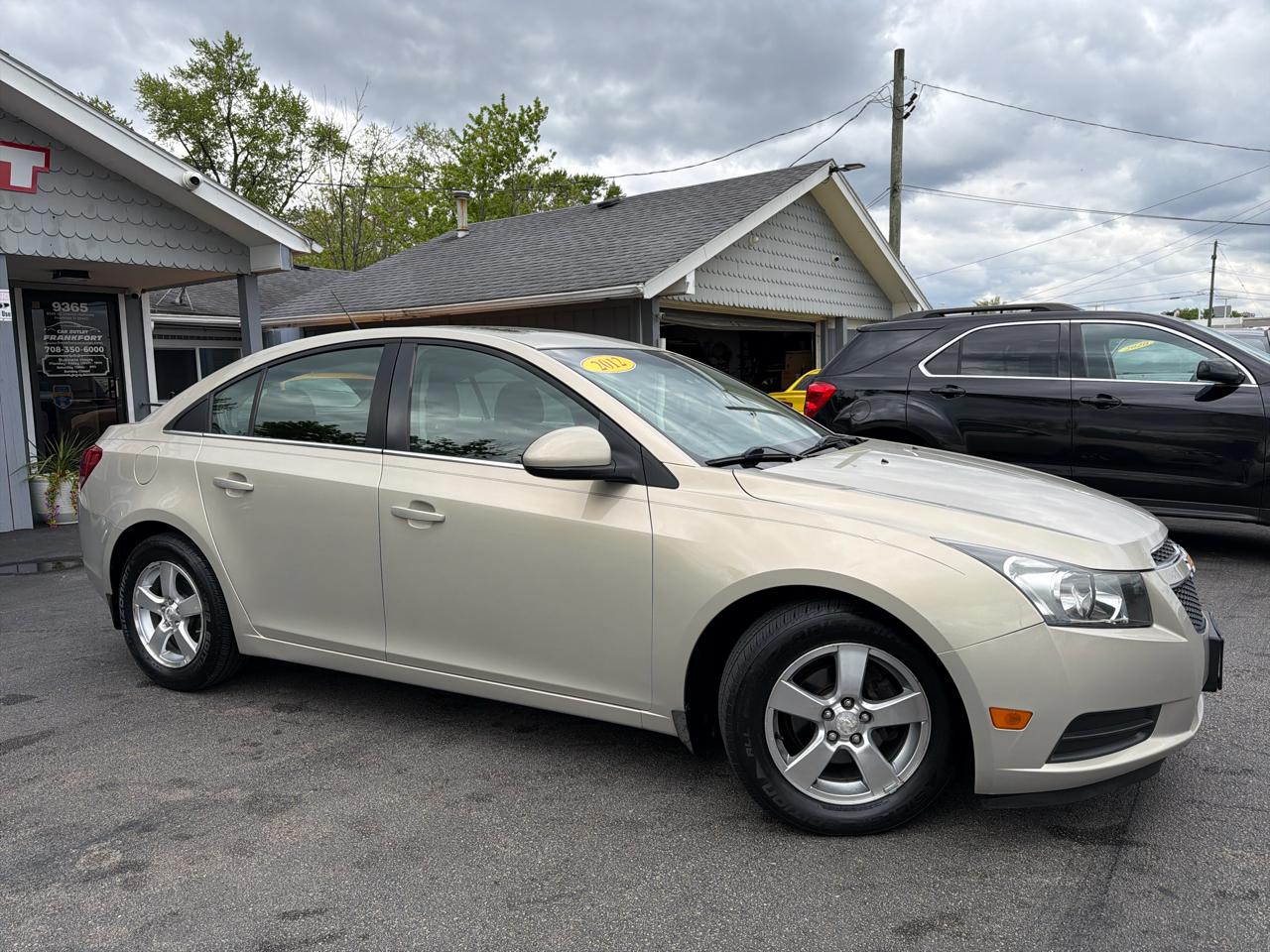 Chevrolet Cruze 4dr Sdn LT w/1LT 2012