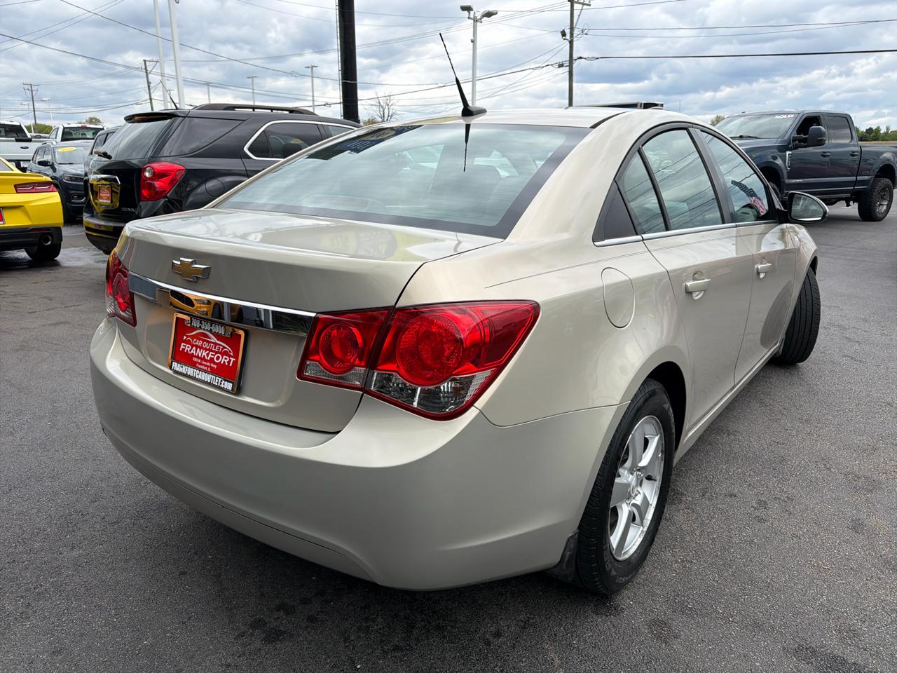 Chevrolet Cruze 4dr Sdn LT w/1LT 2012