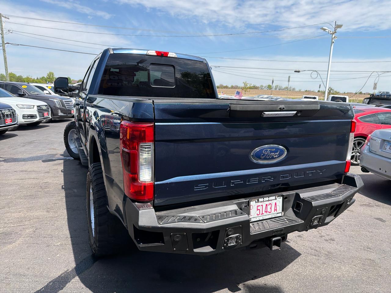 Ford Super Duty F-250 SRW Lariat 4WD Crew Cab 6.75' Box 2017