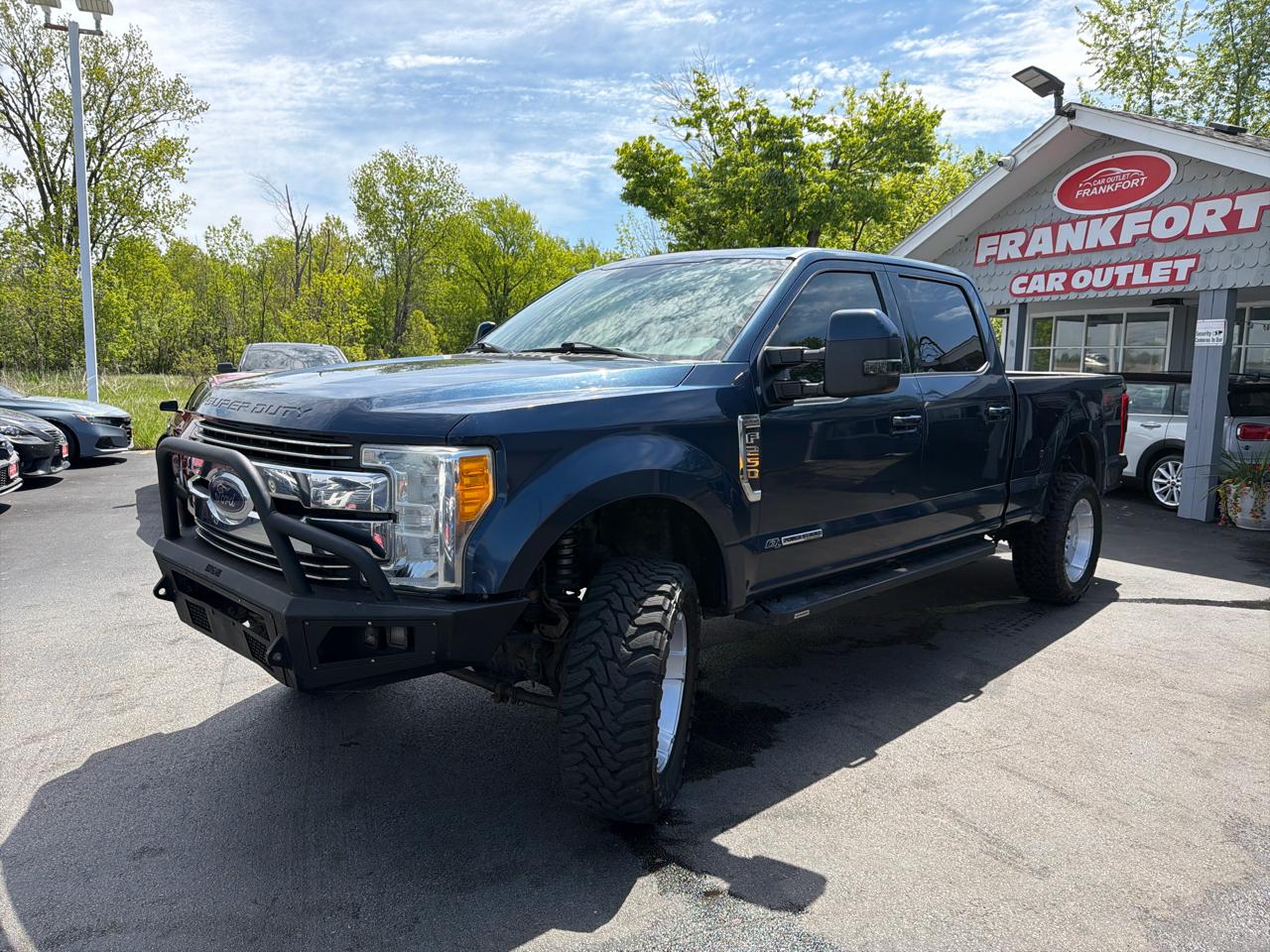 Ford Super Duty F-250 SRW Lariat 4WD Crew Cab 6.75' Box 2017
