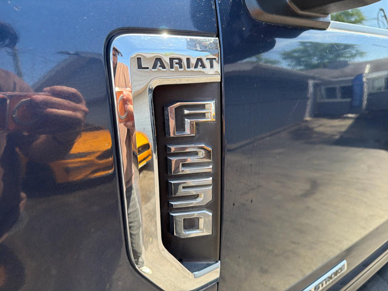 Ford Super Duty F-250 SRW Lariat 4WD Crew Cab 6.75' Box 2017
