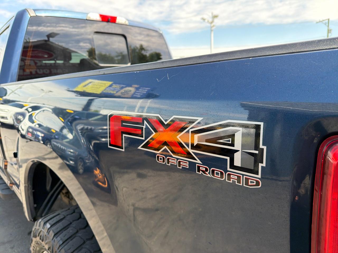 Ford Super Duty F-250 SRW Lariat 4WD Crew Cab 6.75' Box 2017