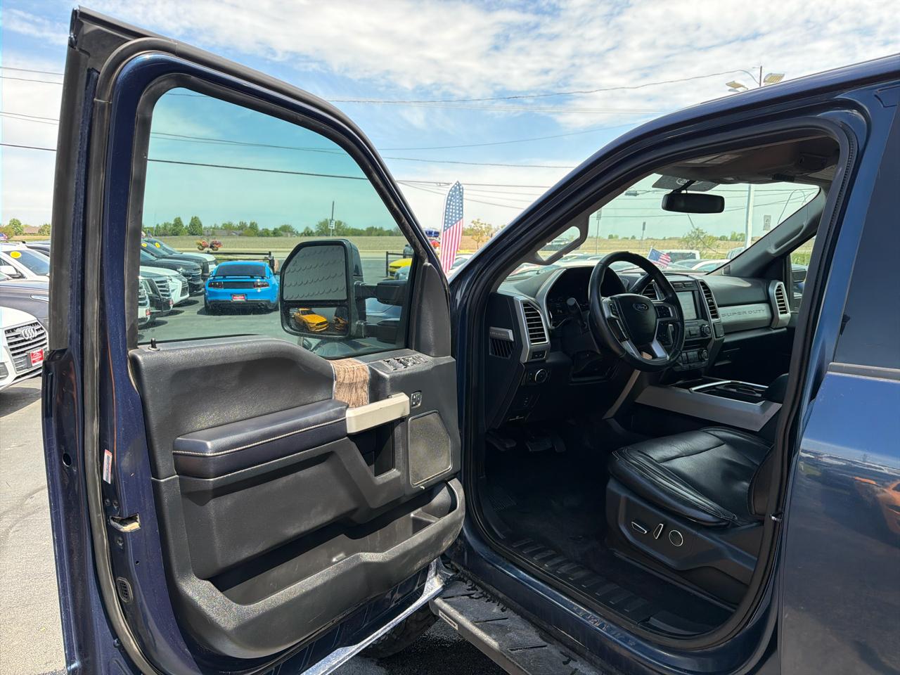 Ford Super Duty F-250 SRW Lariat 4WD Crew Cab 6.75' Box 2017