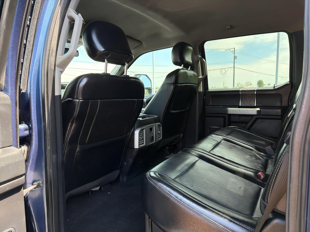 Ford Super Duty F-250 SRW Lariat 4WD Crew Cab 6.75' Box 2017
