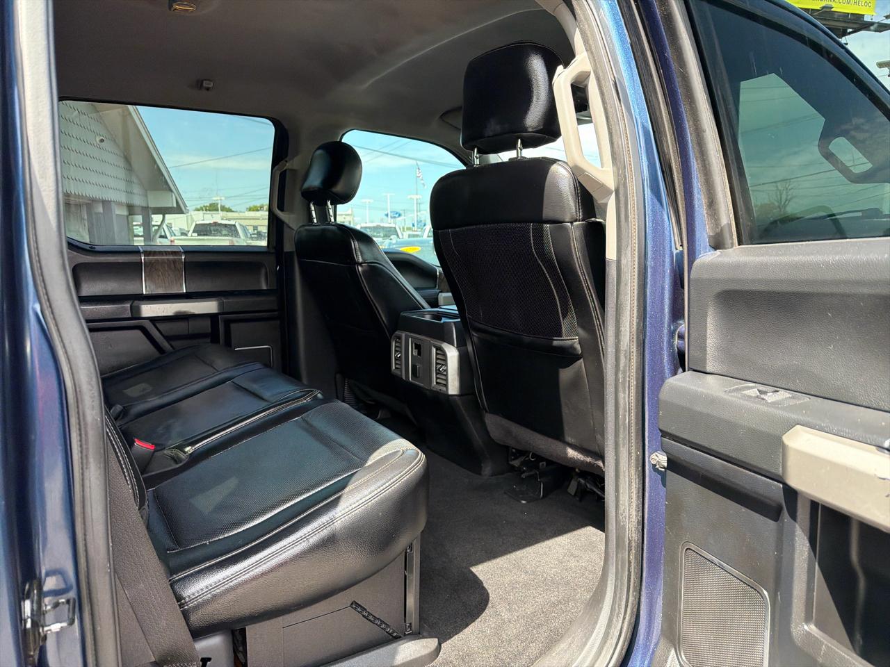 Ford Super Duty F-250 SRW Lariat 4WD Crew Cab 6.75' Box 2017