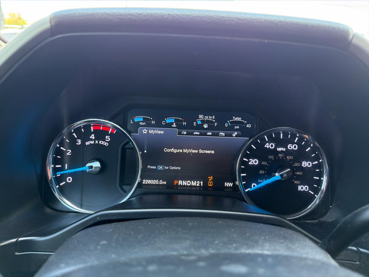 Ford Super Duty F-250 SRW Lariat 4WD Crew Cab 6.75' Box 2017