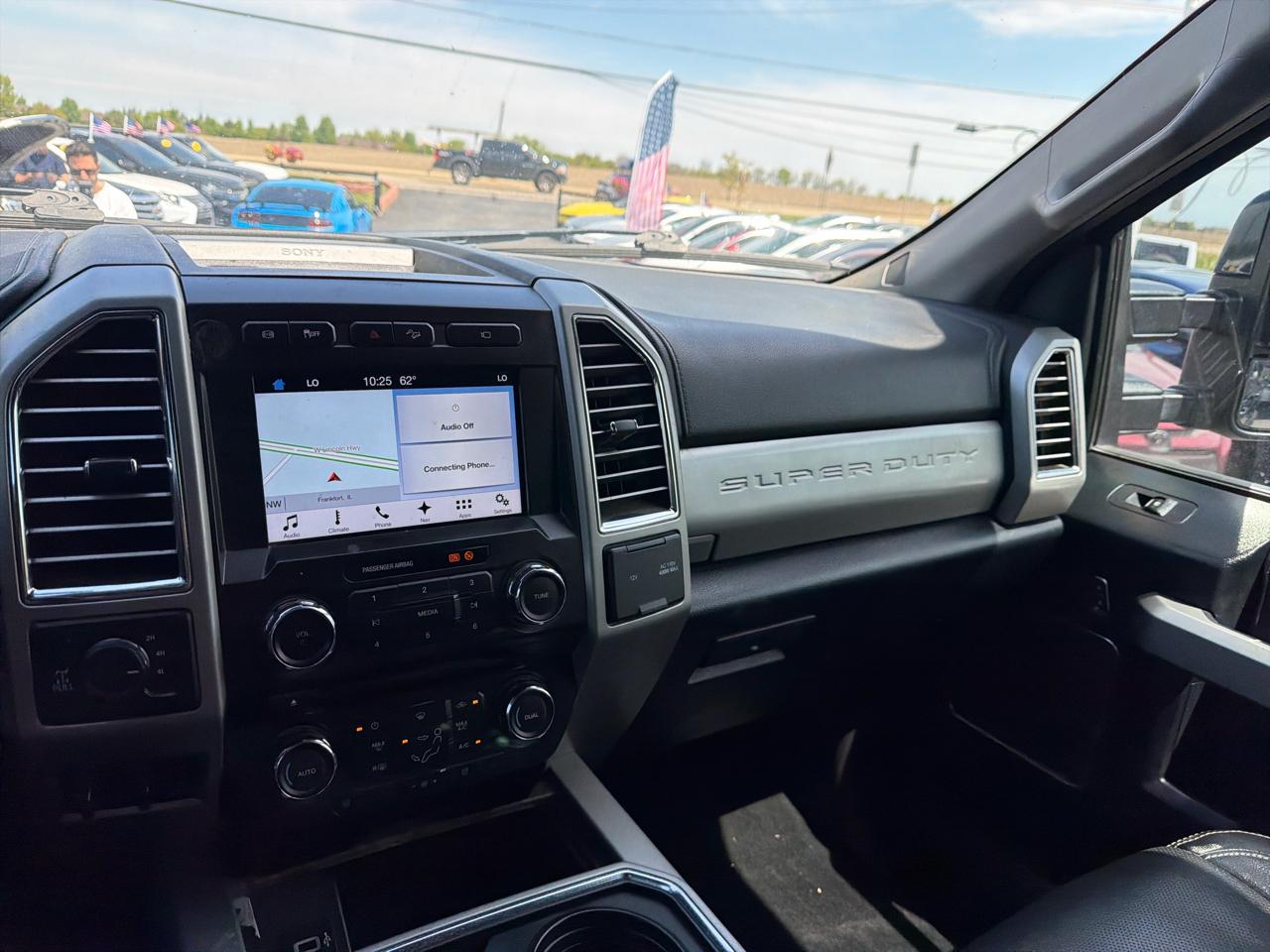 Ford Super Duty F-250 SRW Lariat 4WD Crew Cab 6.75' Box 2017