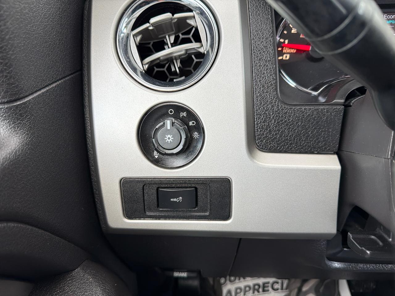 Ford F-150 4WD SuperCrew 145" FX4 2014