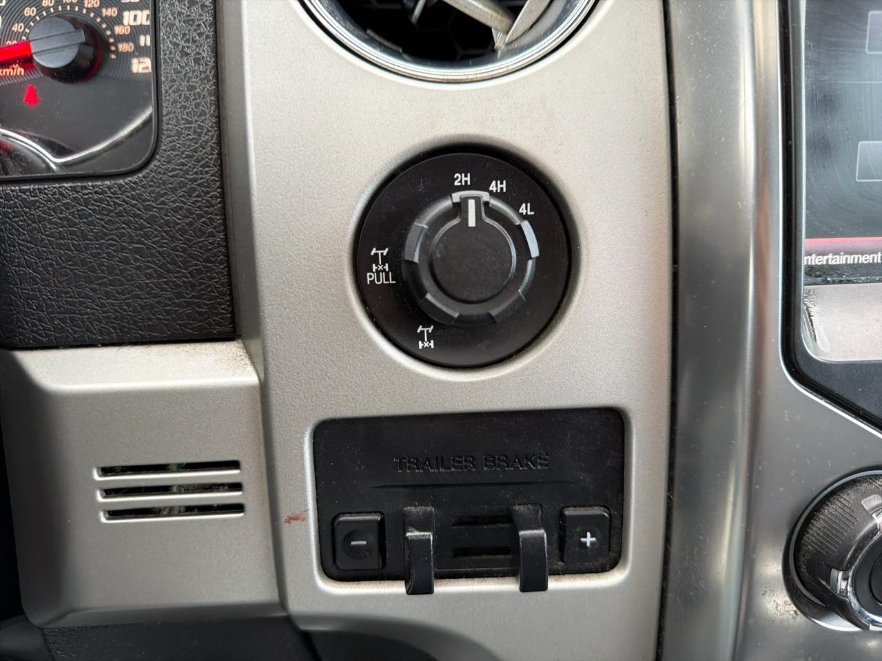 Ford F-150 4WD SuperCrew 145" FX4 2014
