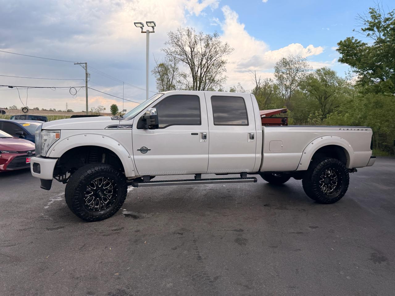 Ford Super Duty F-250 SRW 4WD Crew Cab 172" Platinum 2016