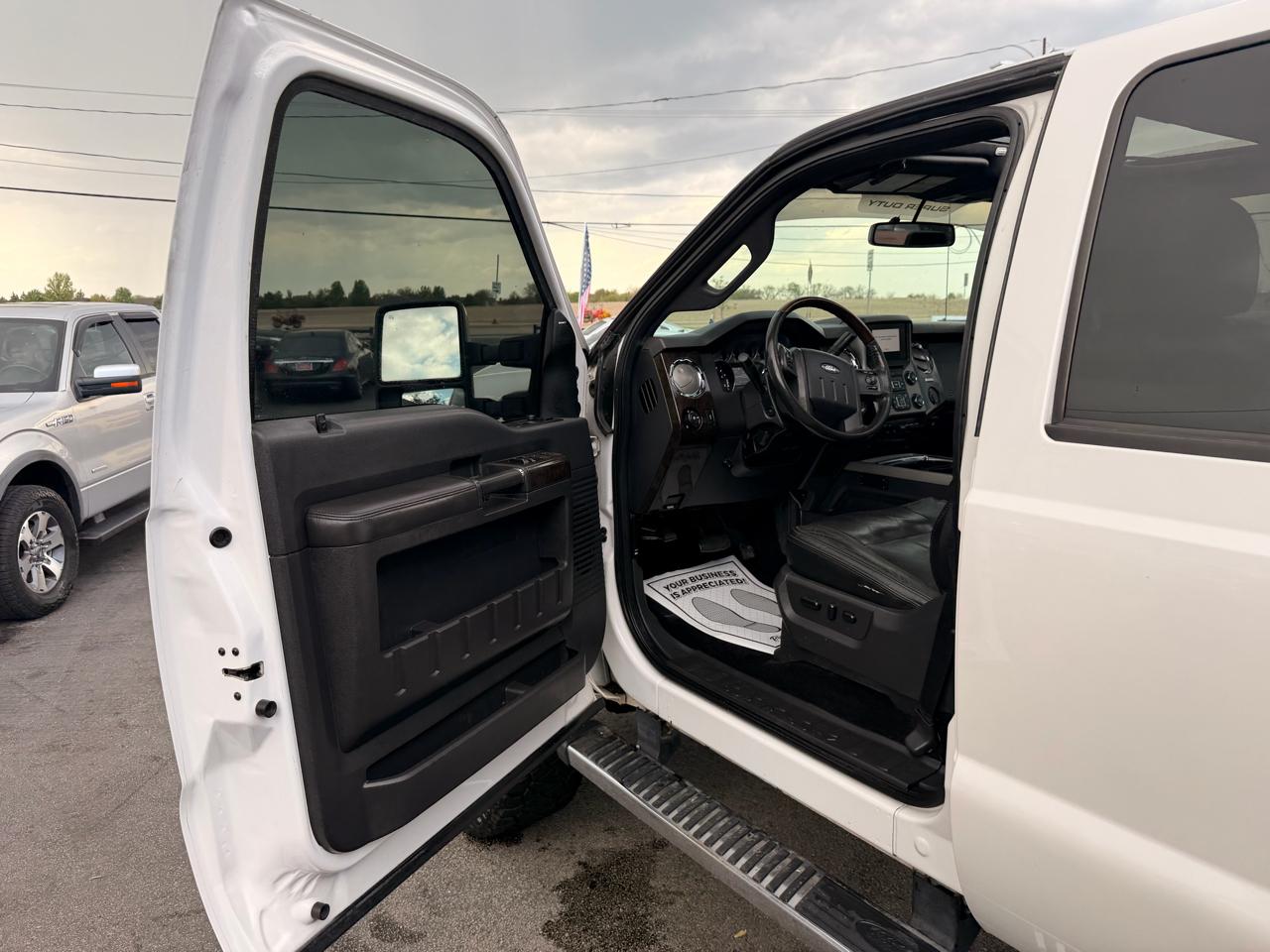 Ford Super Duty F-250 SRW 4WD Crew Cab 172" Platinum 2016