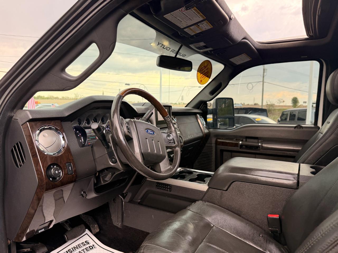 Ford Super Duty F-250 SRW 4WD Crew Cab 172" Platinum 2016