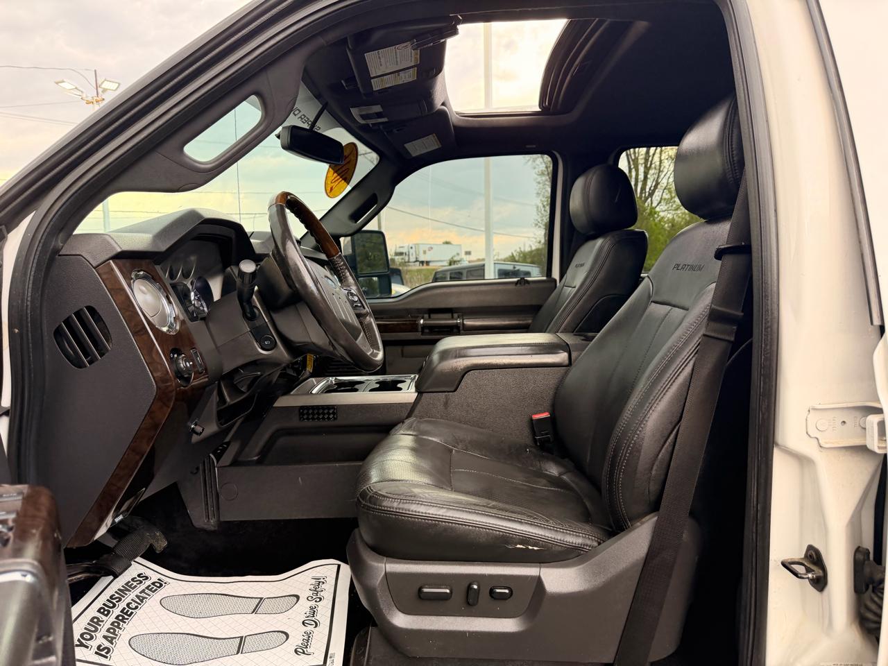 Ford Super Duty F-250 SRW 4WD Crew Cab 172" Platinum 2016