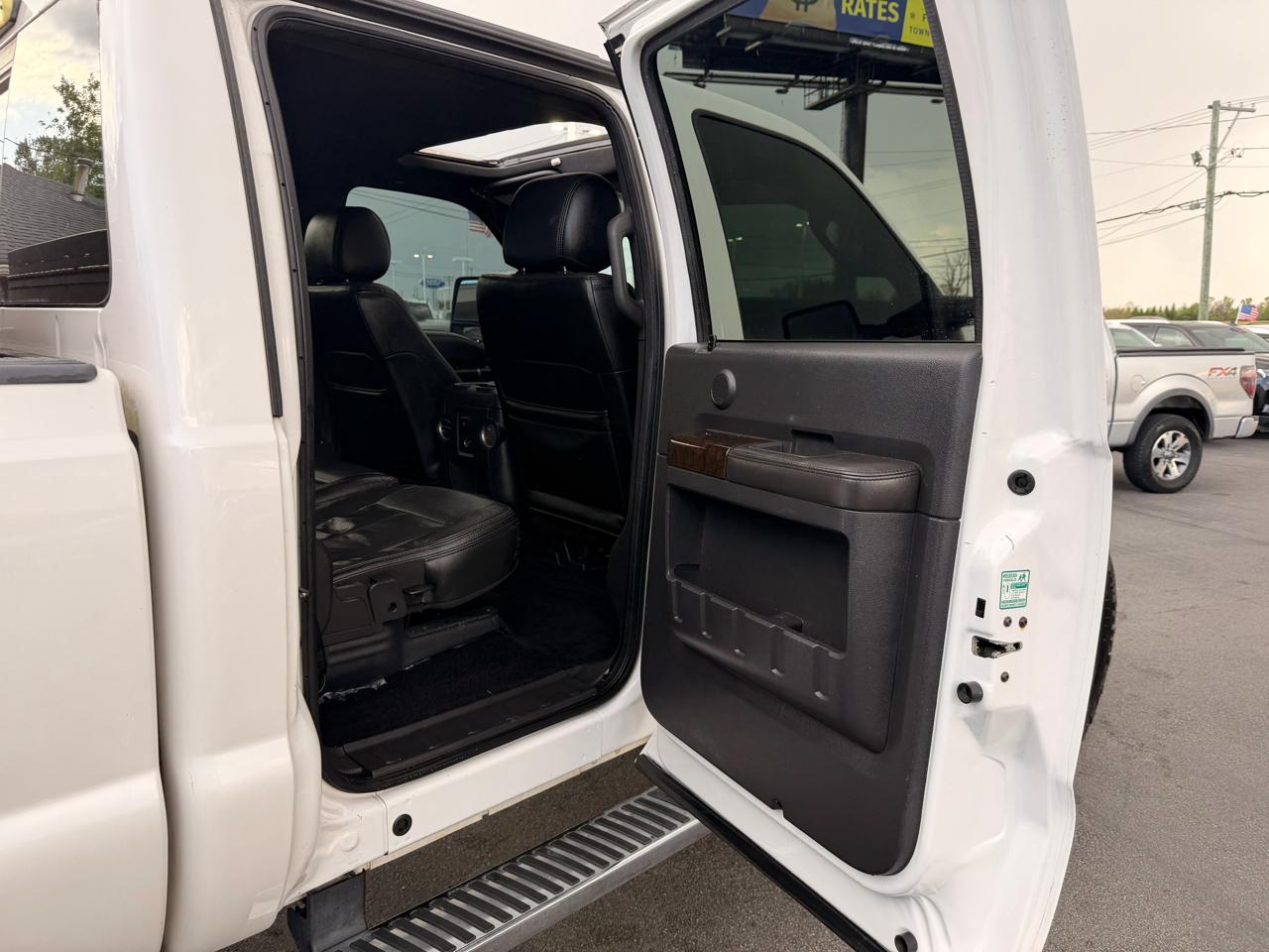 Ford Super Duty F-250 SRW 4WD Crew Cab 172" Platinum 2016