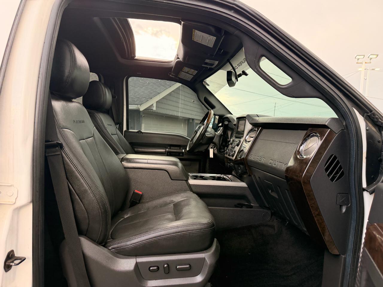 Ford Super Duty F-250 SRW 4WD Crew Cab 172" Platinum 2016