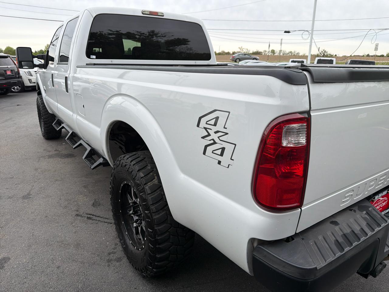 Ford Super Duty F-250 SRW 4WD Crew Cab 172" XL 2014