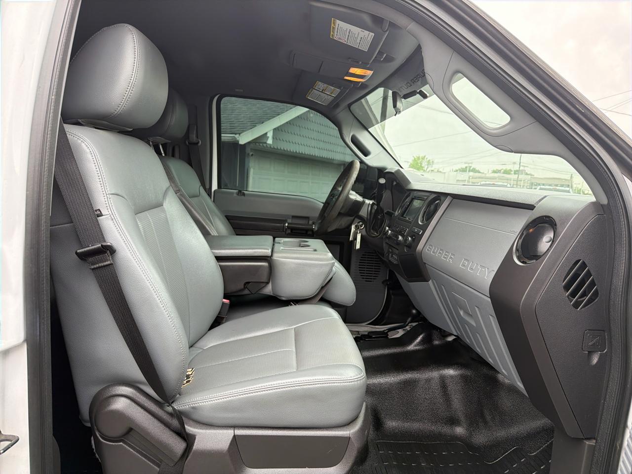 Ford Super Duty F-250 SRW 4WD Crew Cab 172" XL 2014