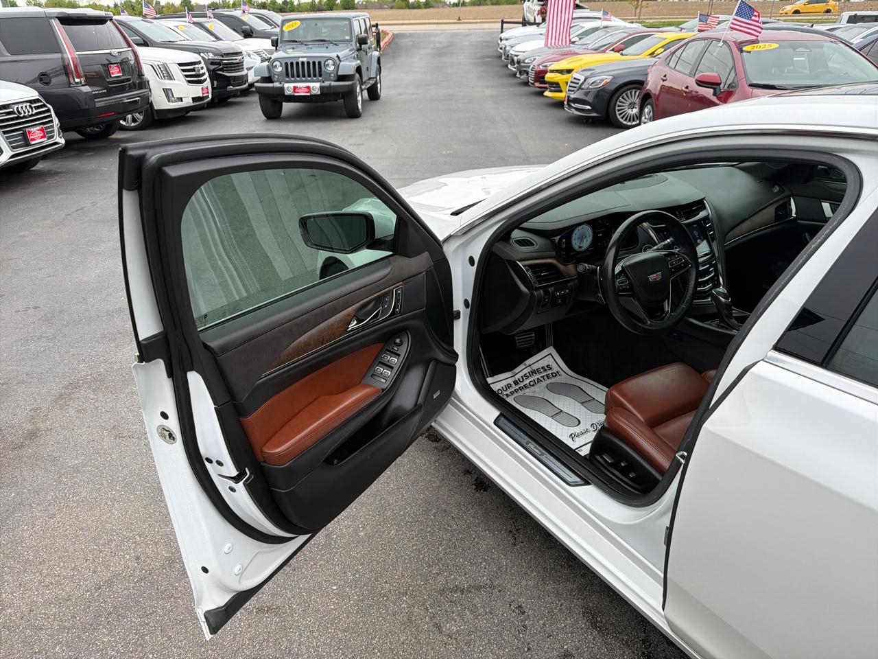 Cadillac CTS Sedan 4dr Sdn 3.6L Twin Turbo V-Sport Premium RWD 2016