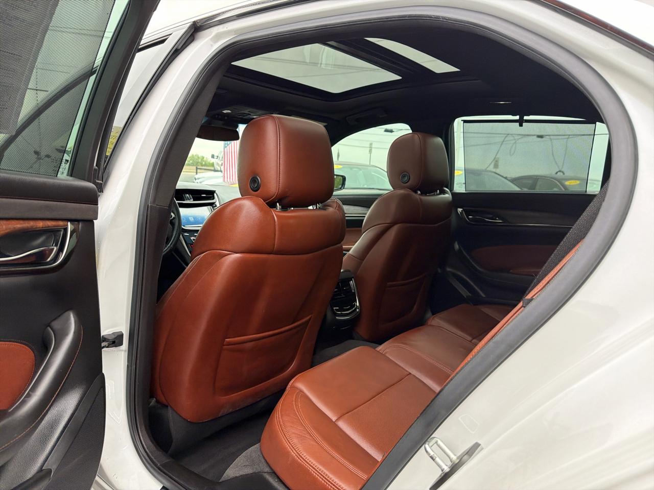 Cadillac CTS Sedan 4dr Sdn 3.6L Twin Turbo V-Sport Premium RWD 2016