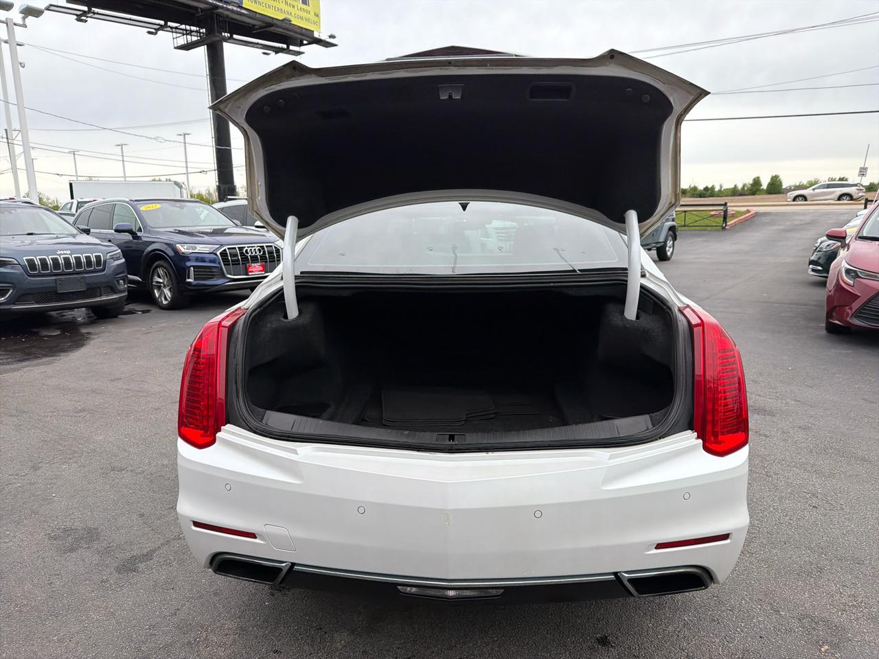 Cadillac CTS Sedan 4dr Sdn 3.6L Twin Turbo V-Sport Premium RWD 2016