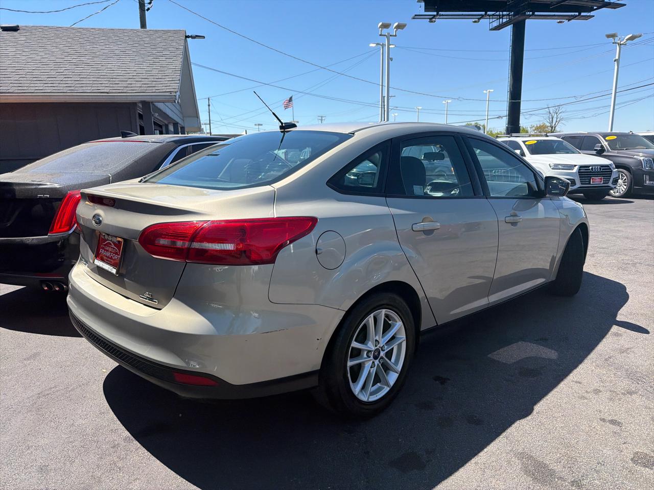 Ford Focus 4dr Sdn SE 2016