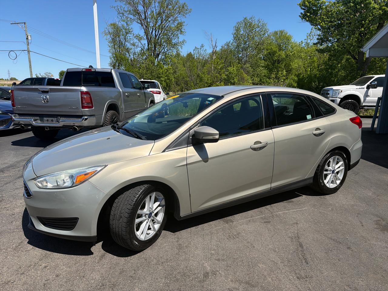 Ford Focus 4dr Sdn SE 2016
