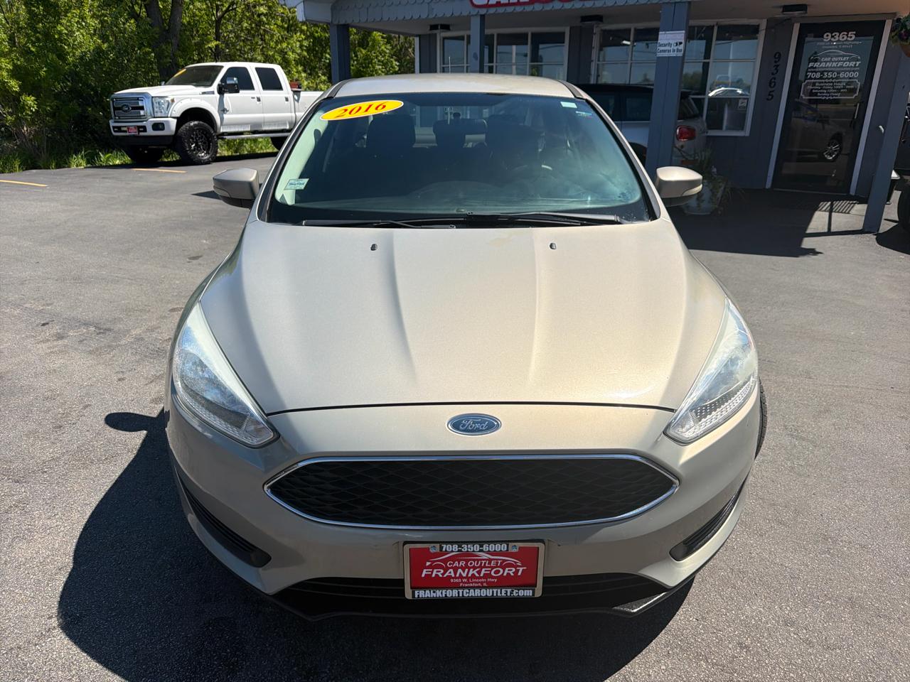 Ford Focus 4dr Sdn SE 2016