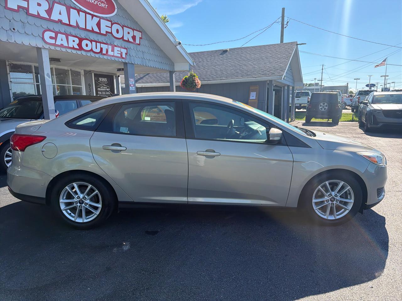 Ford Focus 4dr Sdn SE 2016