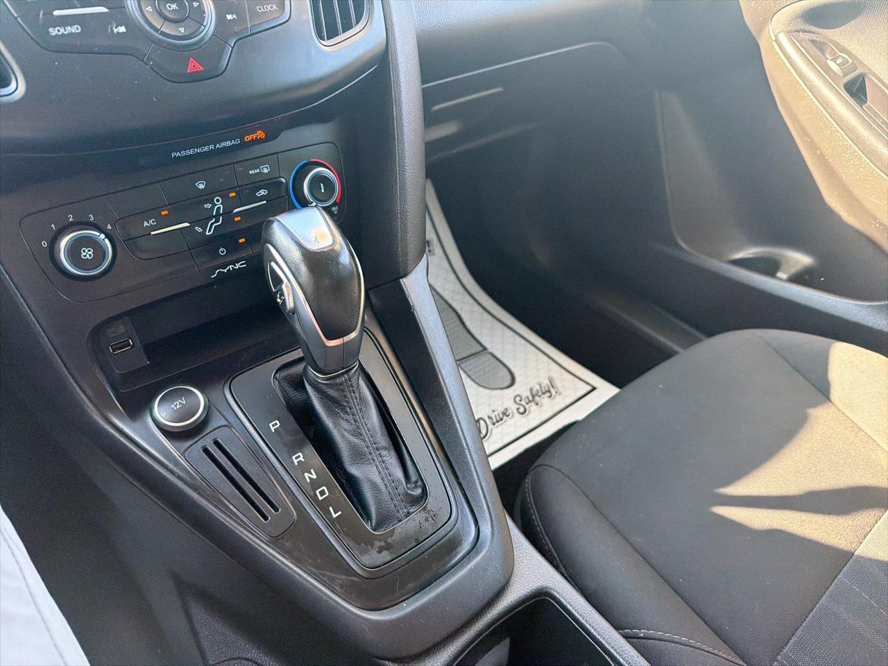Ford Focus 4dr Sdn SE 2016