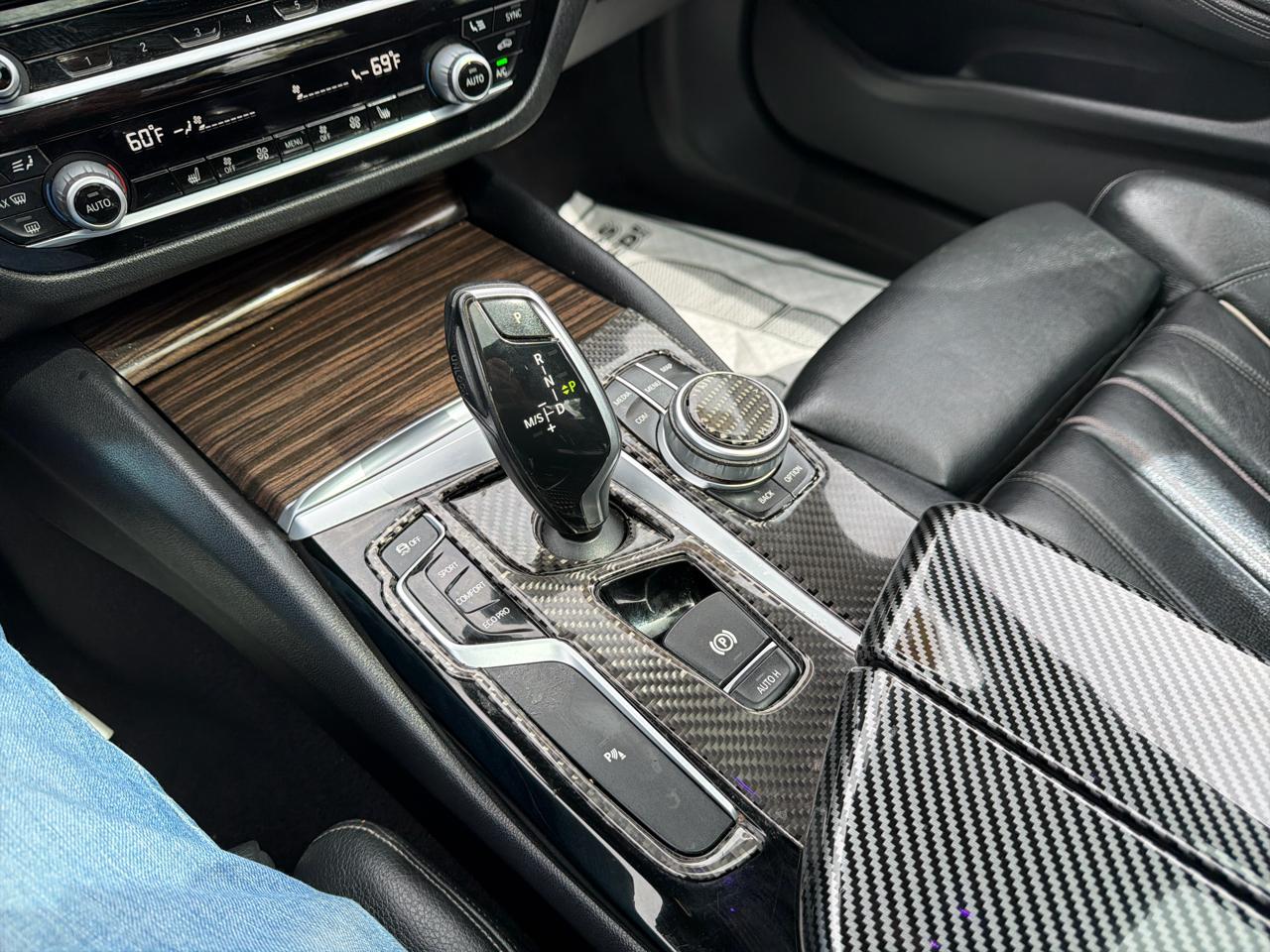 BMW 5 Series 530i xDrive Sedan 2020