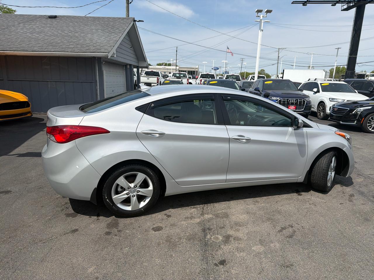 Hyundai Elantra 4dr Sdn Auto GLS (Ulsan Plant) 2013