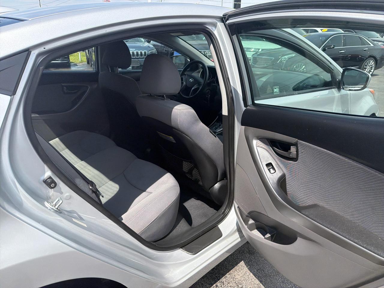 Hyundai Elantra 4dr Sdn Auto GLS (Ulsan Plant) 2013