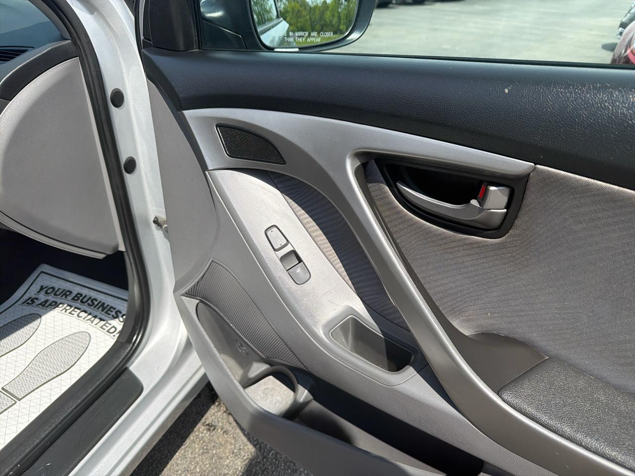 Hyundai Elantra 4dr Sdn Auto GLS (Ulsan Plant) 2013