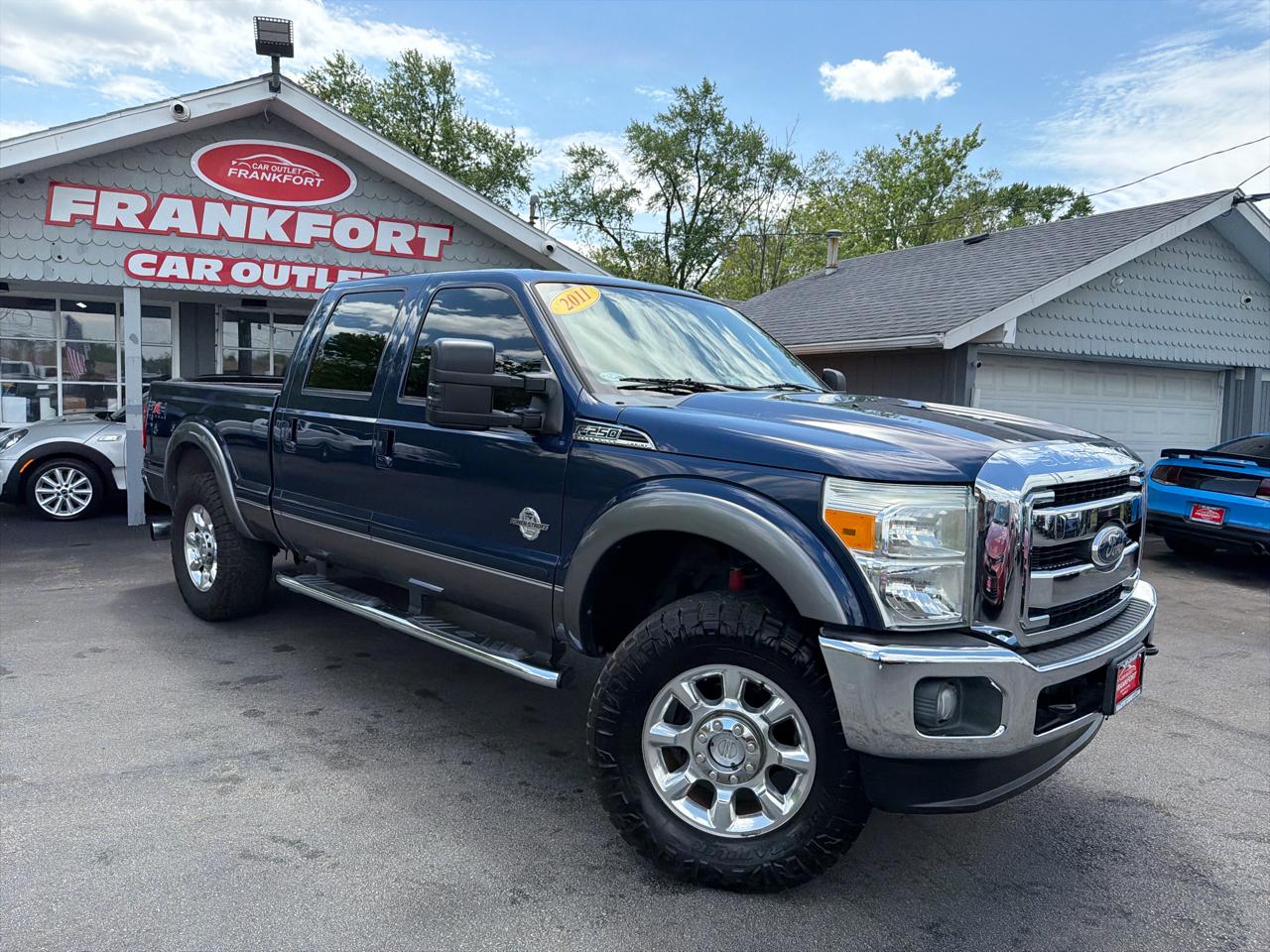 Ford Super Duty F-250 SRW 4WD Crew Cab 156" Lariat 2011