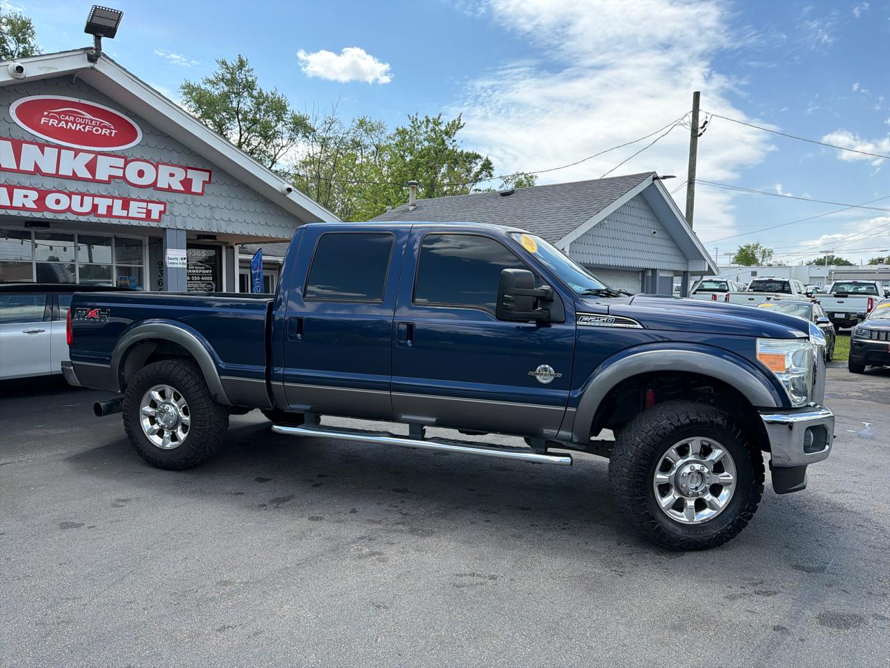 Ford Super Duty F-250 SRW 4WD Crew Cab 156" Lariat 2011