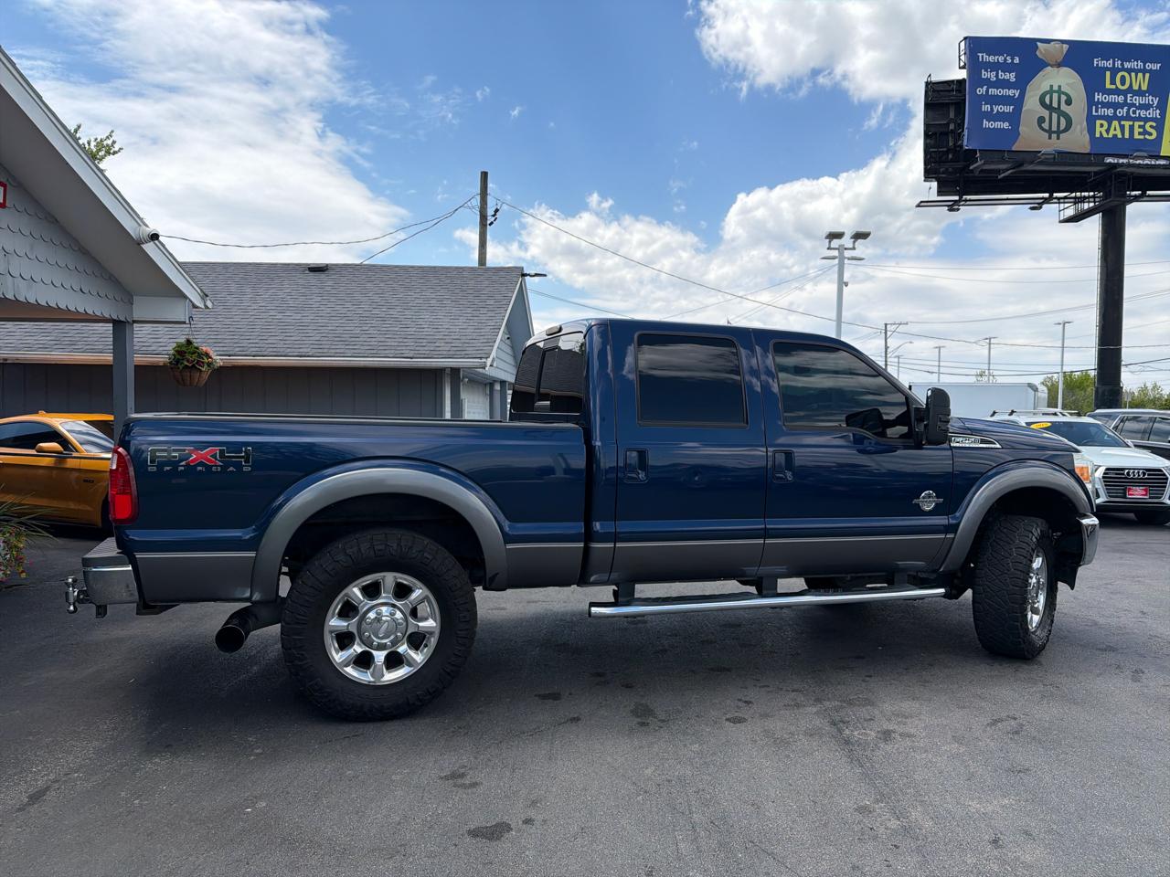 Ford Super Duty F-250 SRW 4WD Crew Cab 156" Lariat 2011