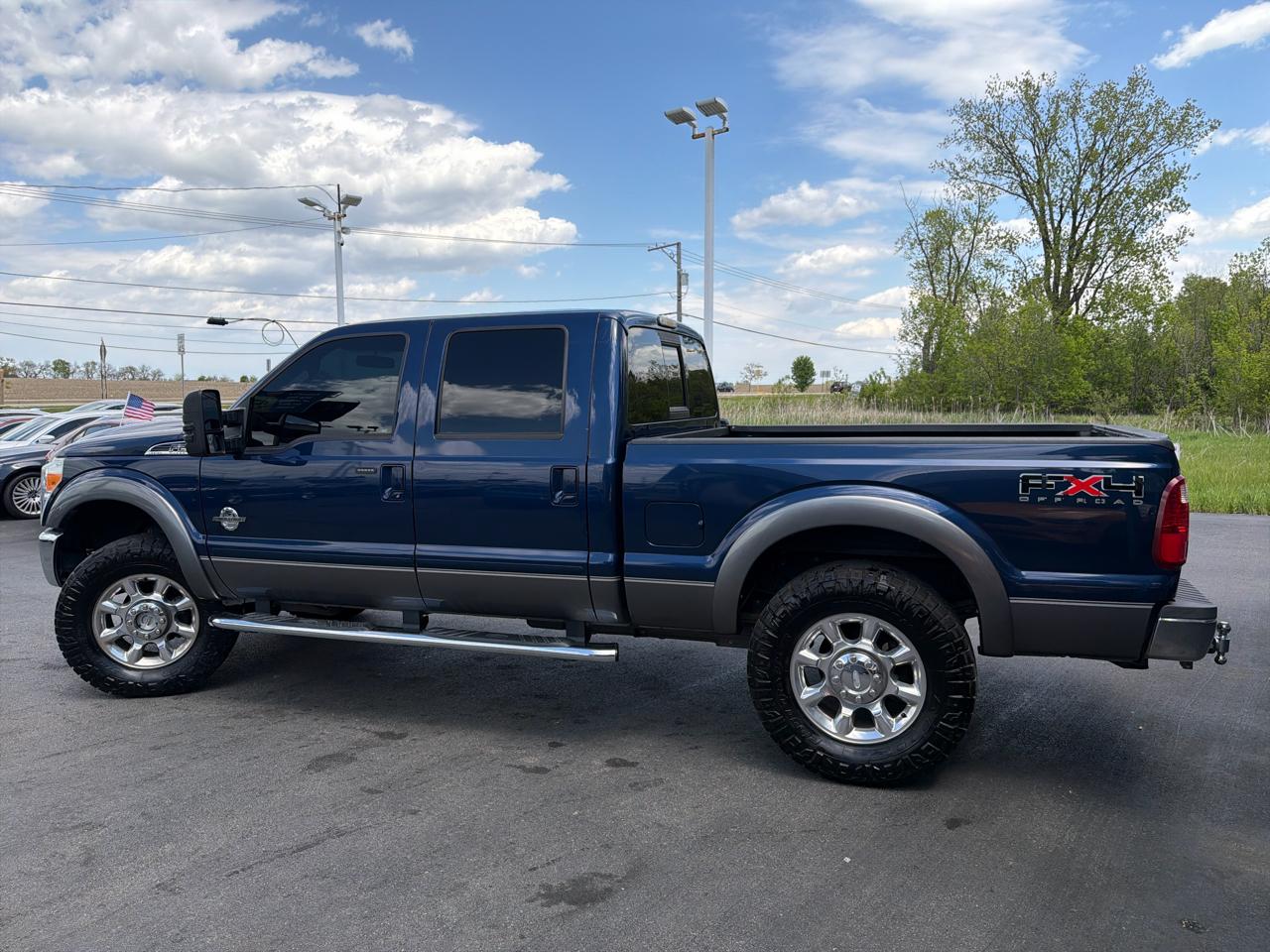 Ford Super Duty F-250 SRW 4WD Crew Cab 156" Lariat 2011