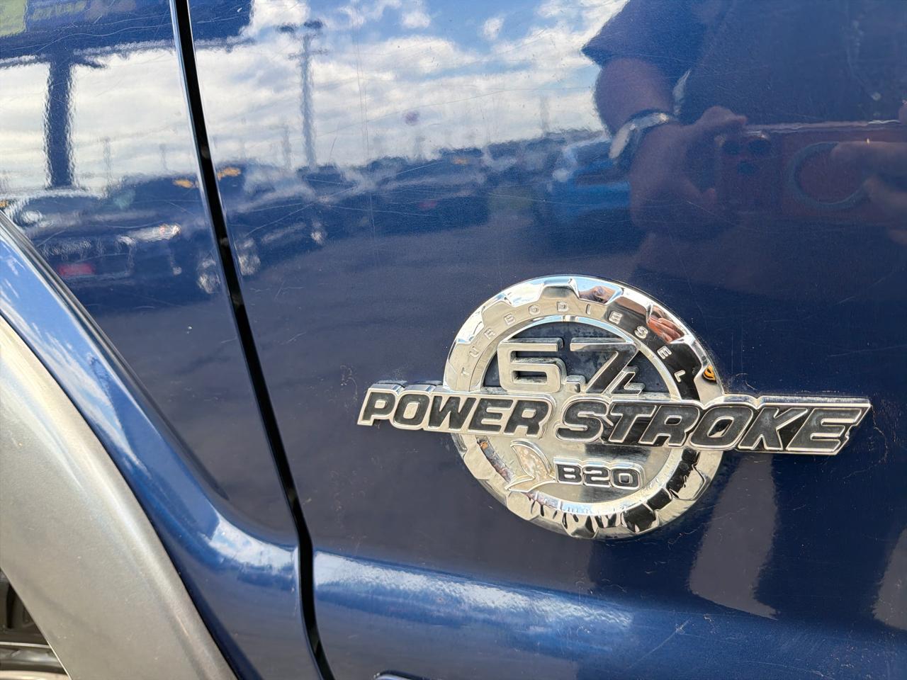 Ford Super Duty F-250 SRW 4WD Crew Cab 156" Lariat 2011