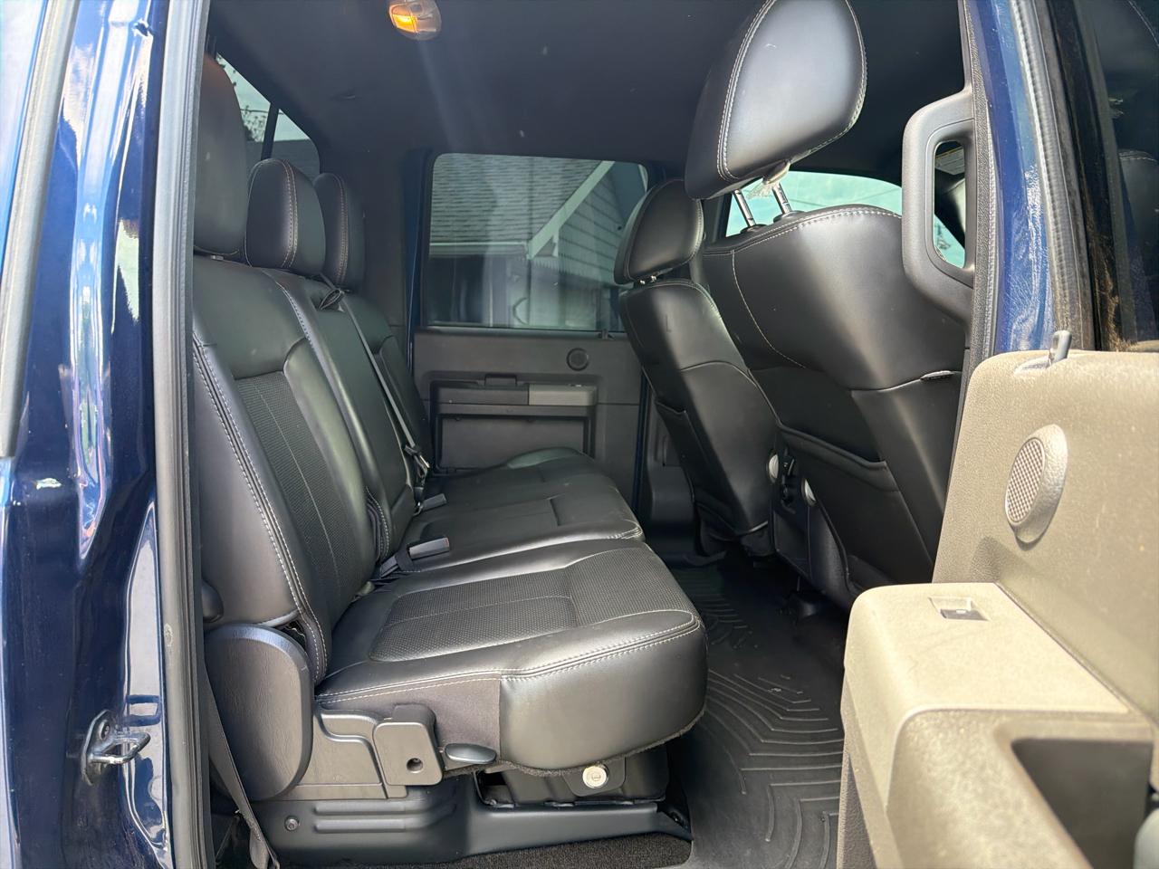 Ford Super Duty F-250 SRW 4WD Crew Cab 156" Lariat 2011